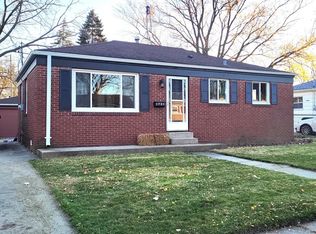 1721 Badger St, Racine, WI 53403