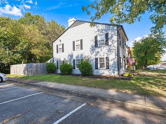 4th image of 8134 Provincetown Dr