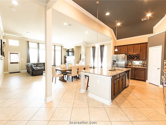 3rd image of 15334 Ashbrook Dove Ln