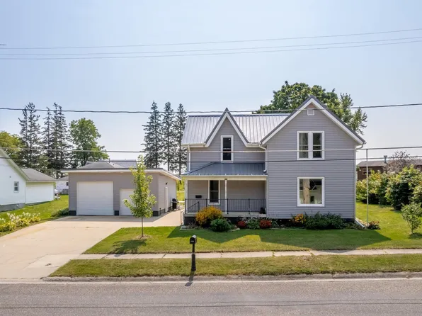 613 Wapsie St, Sumner, IA 50674