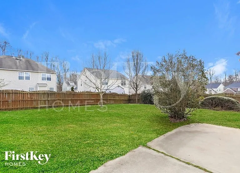 2114 Feather Ridge Dr — Photo 14