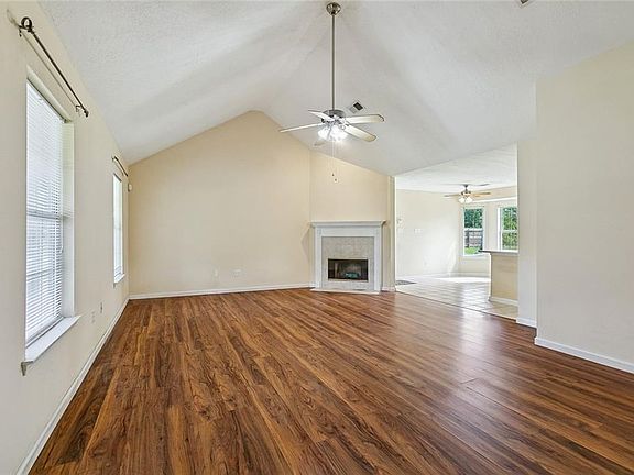 4th image of 53442 Rock Ridge Dr