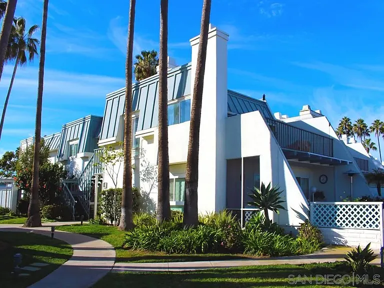 45 Antigua Ct — Photo 20