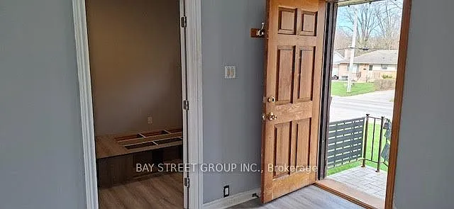 385 Beachwood Ave — Photo 9