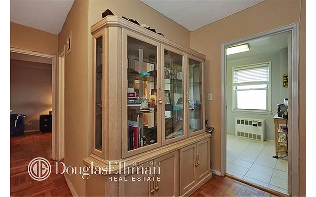 Sold by Douglas Elliman | media 19