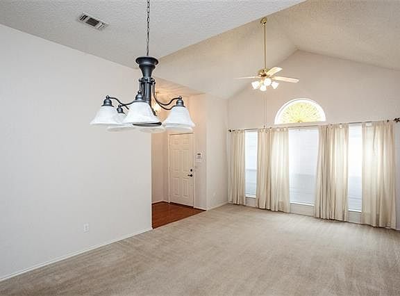 3rd image of 5143 Garden Oak Pl