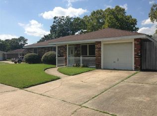 360 Dandelion Dr, Waggaman, LA 70094