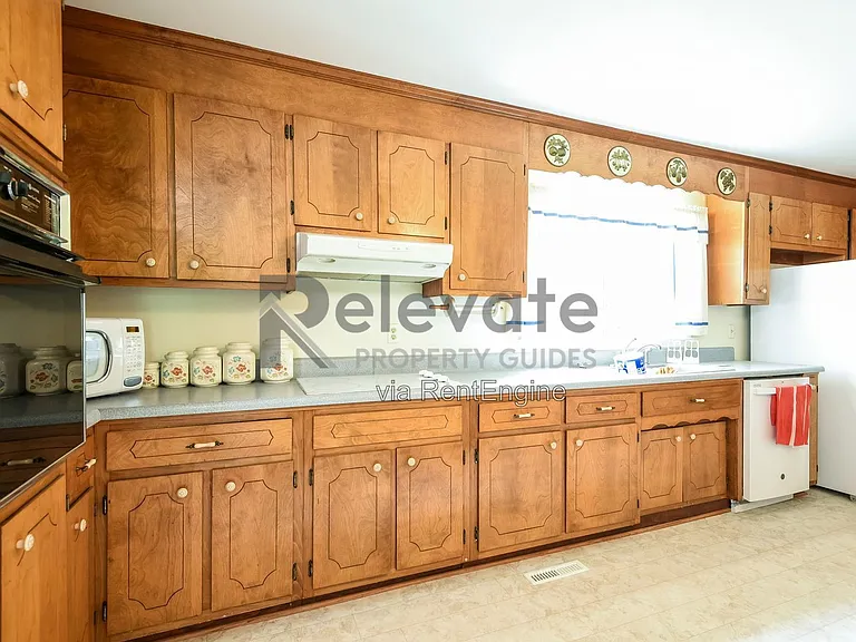 3110 Courtland Rd — Photo 3