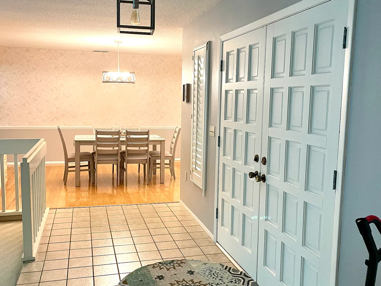 1319 Vermeer Dr — Photo 3