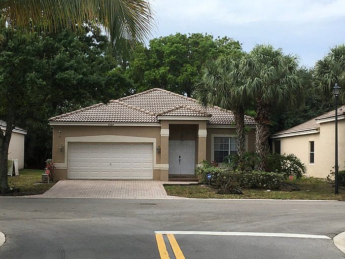 1st image of 4884 NW 57th Mnr