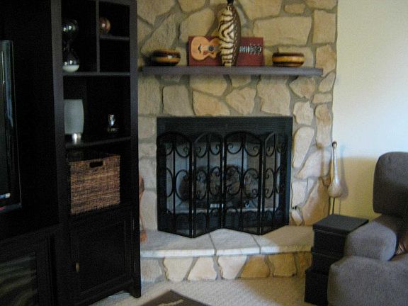5th image of 260 Crestwood Dr