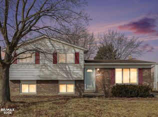 39363 Byers Dr, Sterling Heights, MI 48310