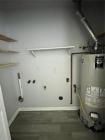 308 Cherry St — Photo 6