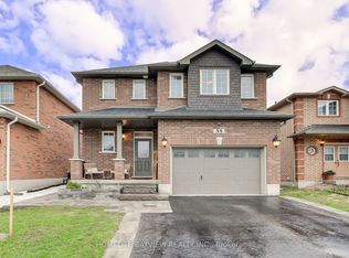 35 Booth Ln, Barrie, ON L4N 0S4