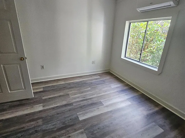 805 S Confederate Ave — Photo 1