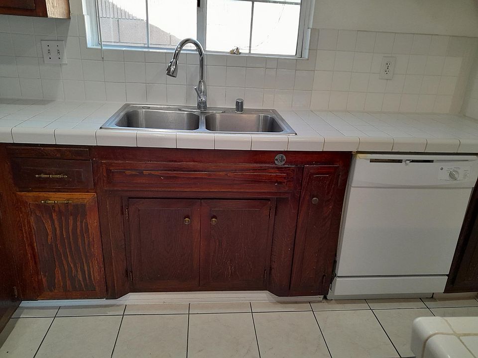 1st image of 10606 Morning Glory Ave