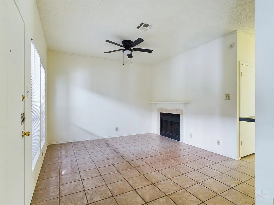2804 Rio Grande St #210