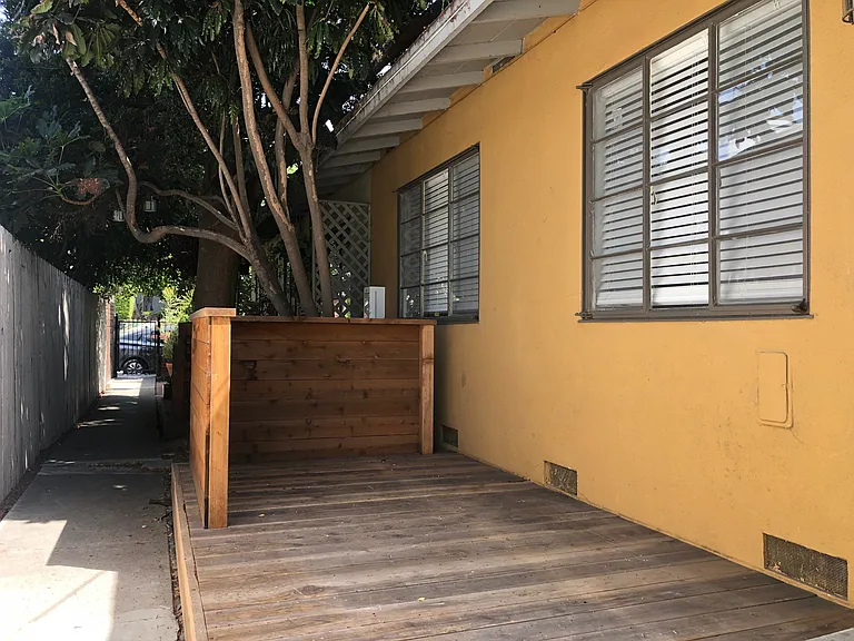 2519 Griffith Park Blvd #2519 — Photo 10