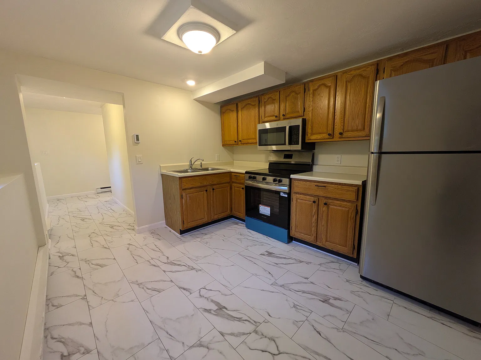1 bed, 650 sqft, $1,400 — Photo 2