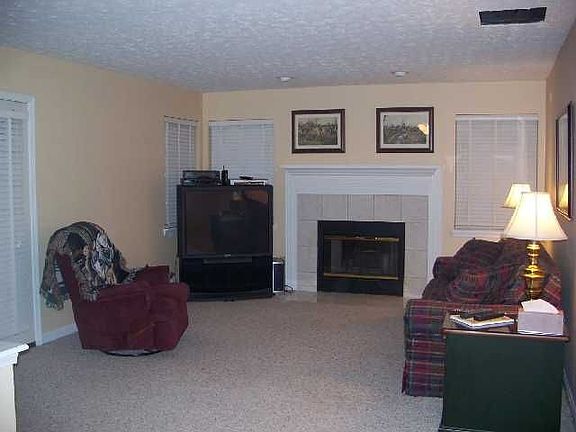 5th image of 13896 Wyandotte Pl