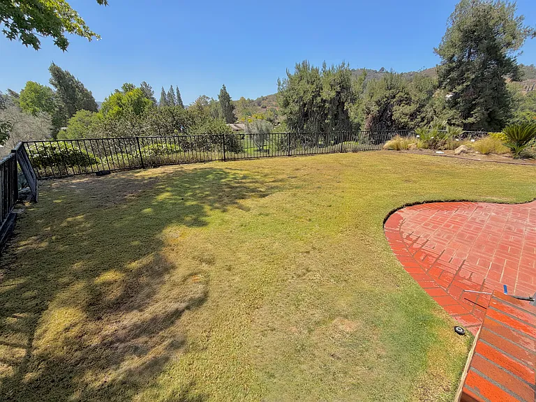 4335 Los Padres Dr — Photo 24