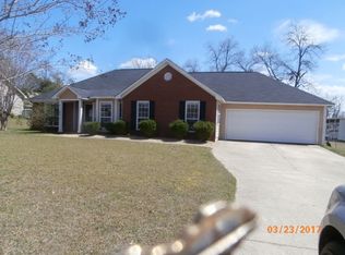 142 Laurelbrook Dr, Leesburg, GA 31763