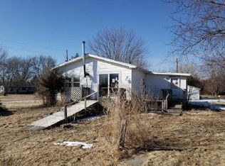 312 Earl Ave, Waterloo, NE 68621