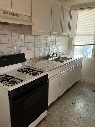 730 Linnard St #1 Photo 1