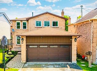 110 Rotherglen Rd N, Ajax, ON L1T 1T3