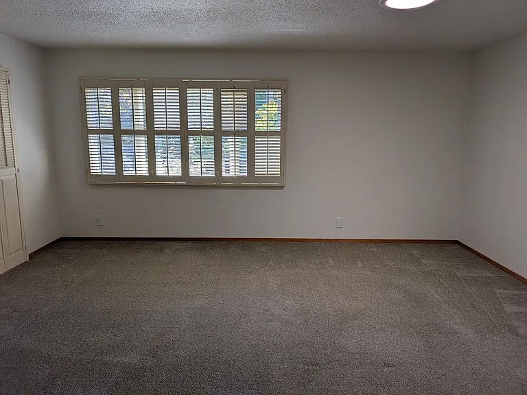 10470 Pineville Ave — Photo 10