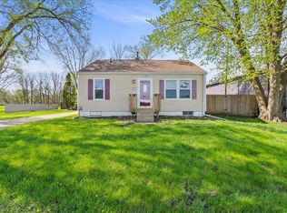 2713 Center St, Cedar Falls, IA 50613