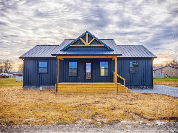 79 Evergreen, West Union, OH 45693