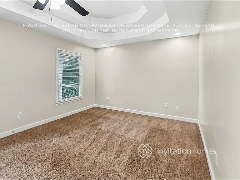 712 Connally St SE — Photo 12