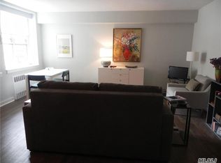 50 Knightsbridge Rd APT 2H, Great Neck, NY 11021