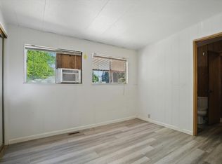 19547 S Carrolton Rd, Ripon, CA 95366