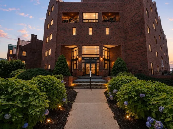 44 Elm St Unit 102, Worcester, MA 01609