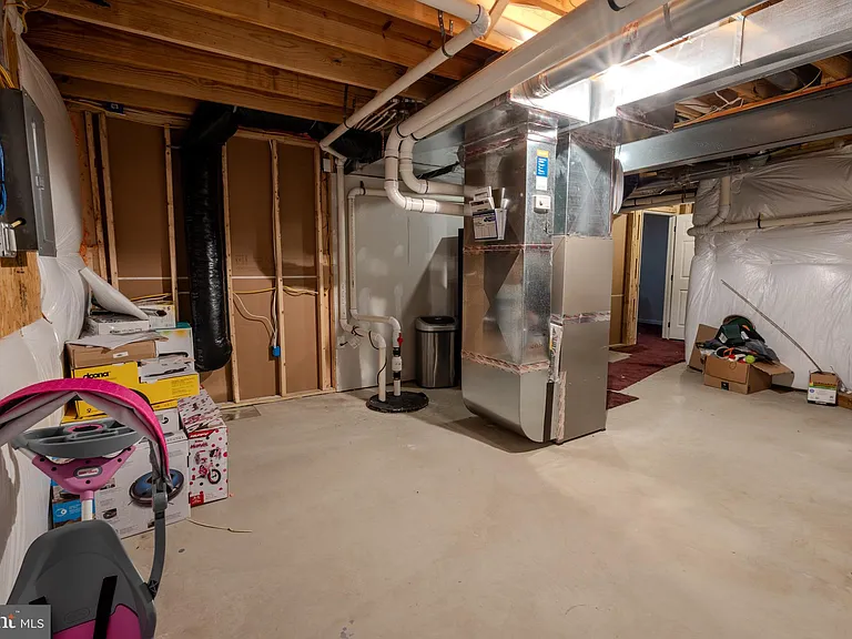 3365 Alydar Rd — Photo 56