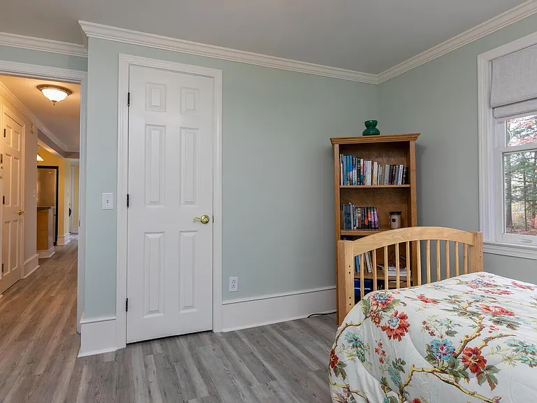 First floor bedroom / den