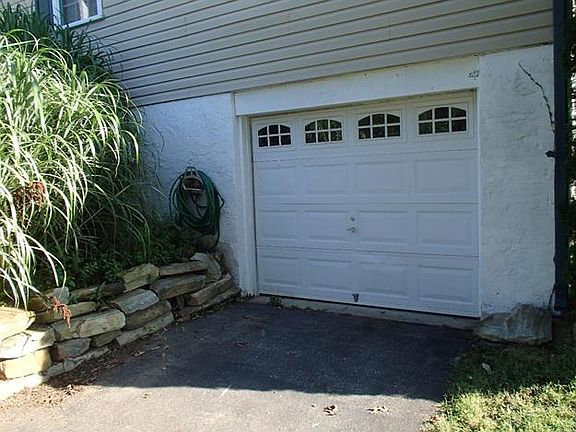 5th image of 299 Dulles Dr