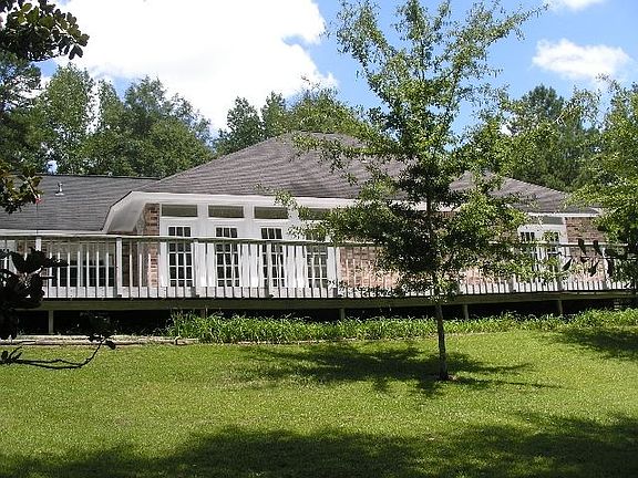 3rd image of 1013 Deerwood Trl
