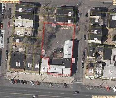 2nd image of 206 Broadway