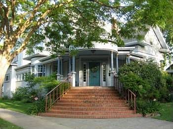1st image of 803 College St