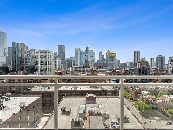 2nd image of 757 N Orleans St #1604