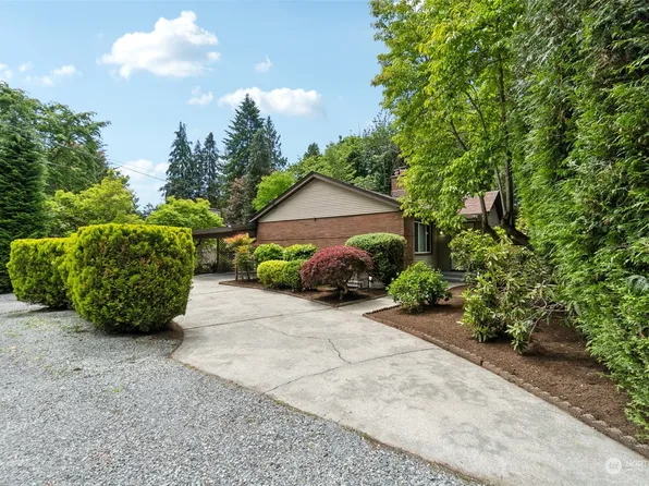 10843 12th Avenue NE, Seattle, WA 98125