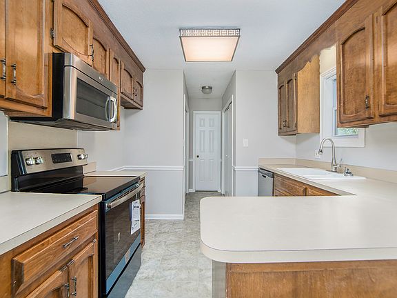 2nd image of 2701 Rawhide Dr