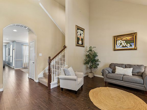 4th image of 3017 Softwood Cir