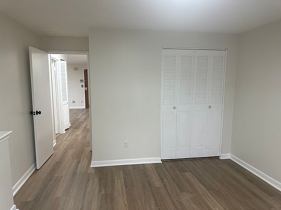 5th image of 14 Nelson Dr APT 1H