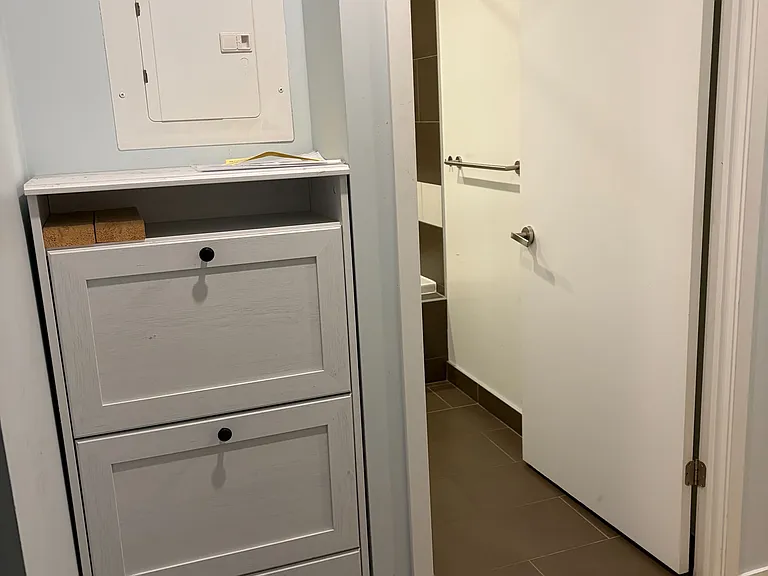 197 Yonge St #2503 — Photo 16