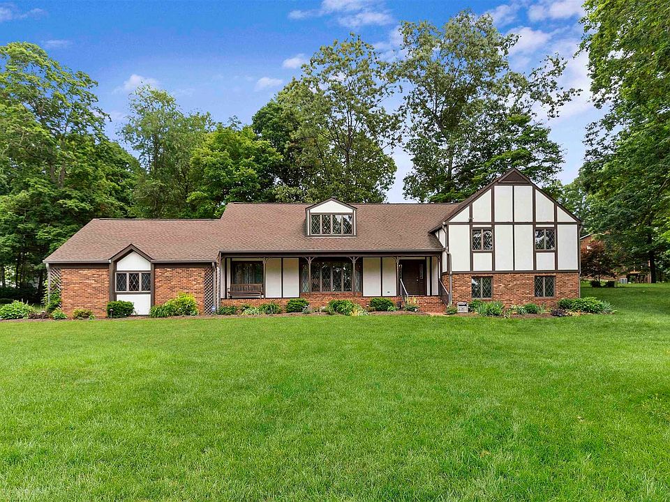 1st image of 3011 Lancaster Dr