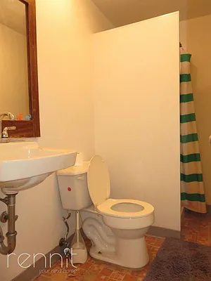 Rented by Rennit Inc. | media 21